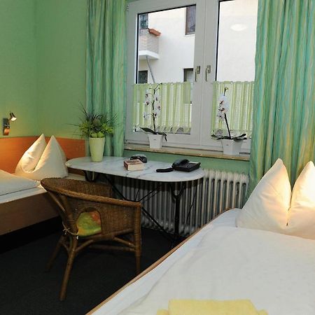 Hotel-Pension Haus Neustadt Бремен Екстериор снимка
