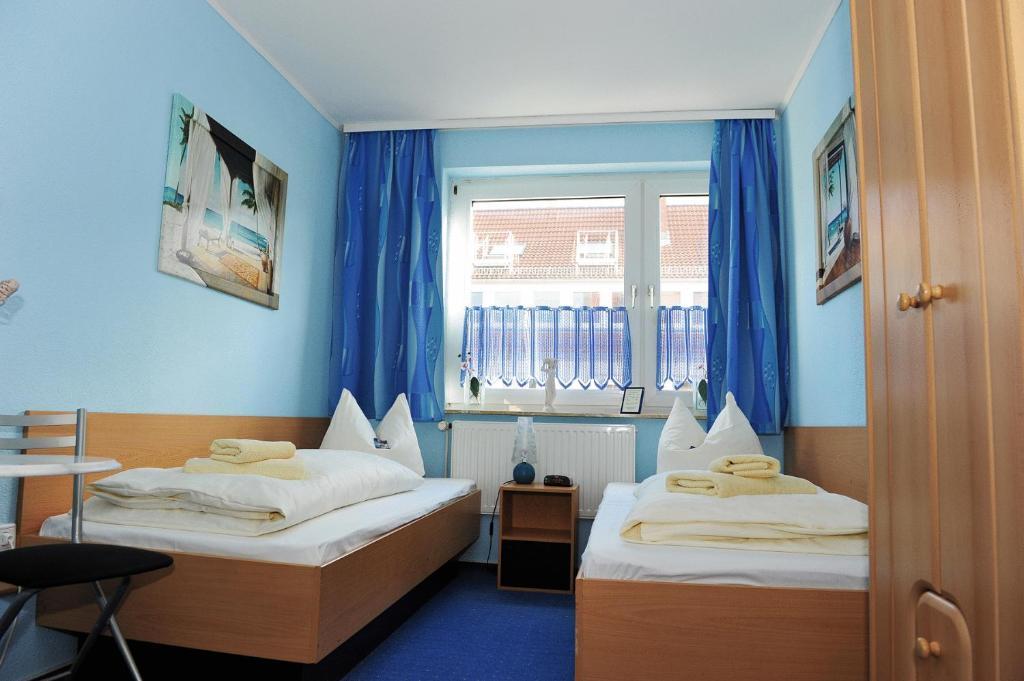 Hotel-Pension Haus Neustadt Бремен Екстериор снимка